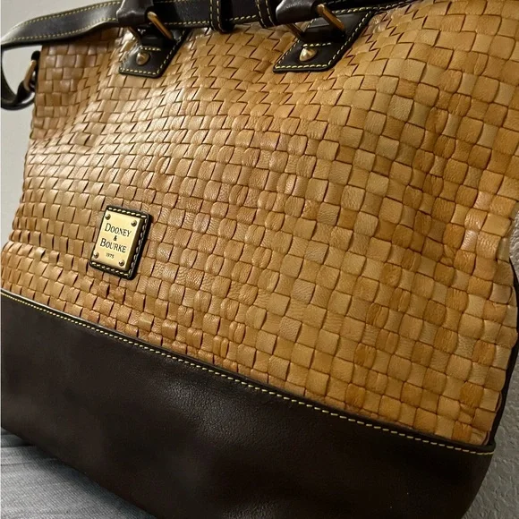 Dooney & Bourke Woven Leather Brown T’moro trim Chelsea satchel - Picture 5 of 13